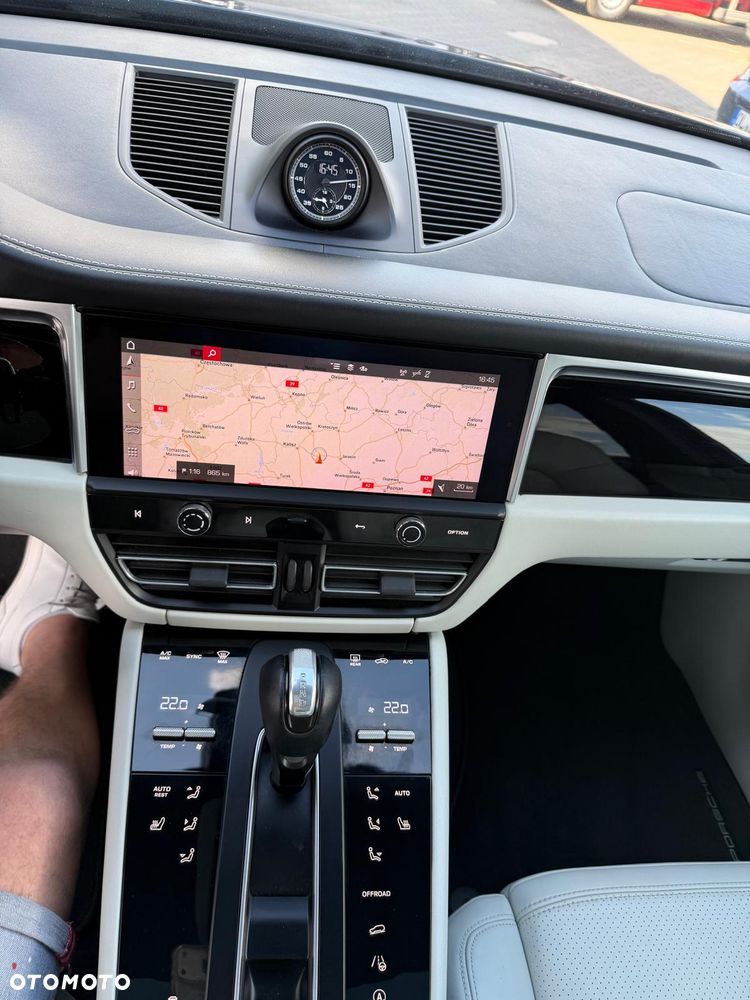 Porsche Macan Standard - 8