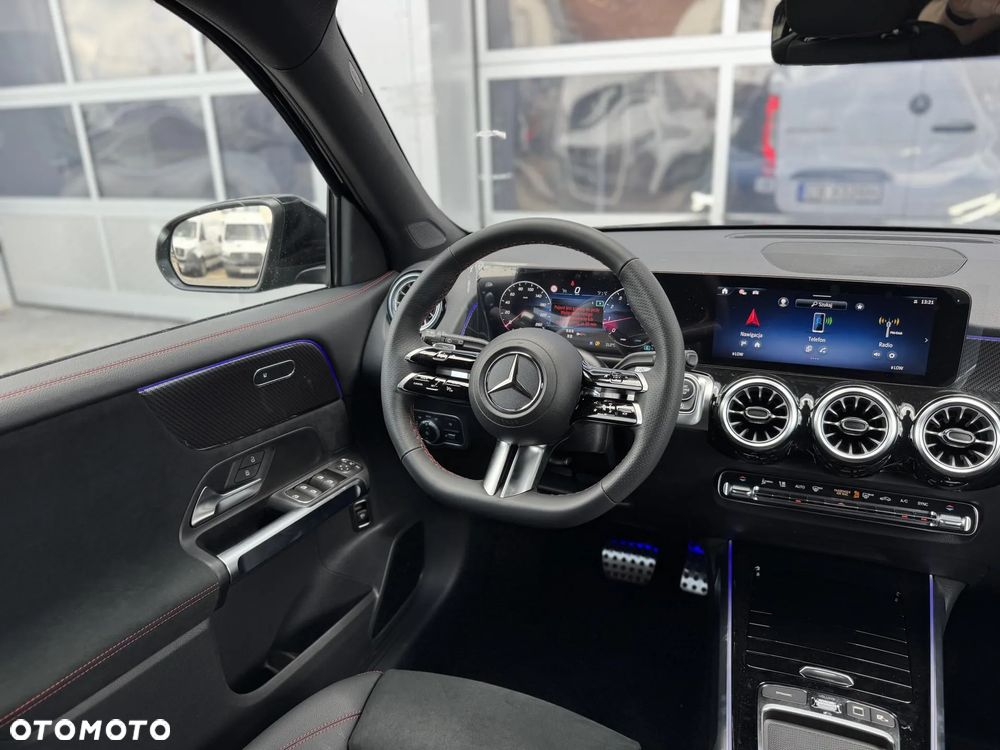 Mercedes-Benz GLB 220 4Matic 8G-DCT AMG Line Advanced Plus - 14