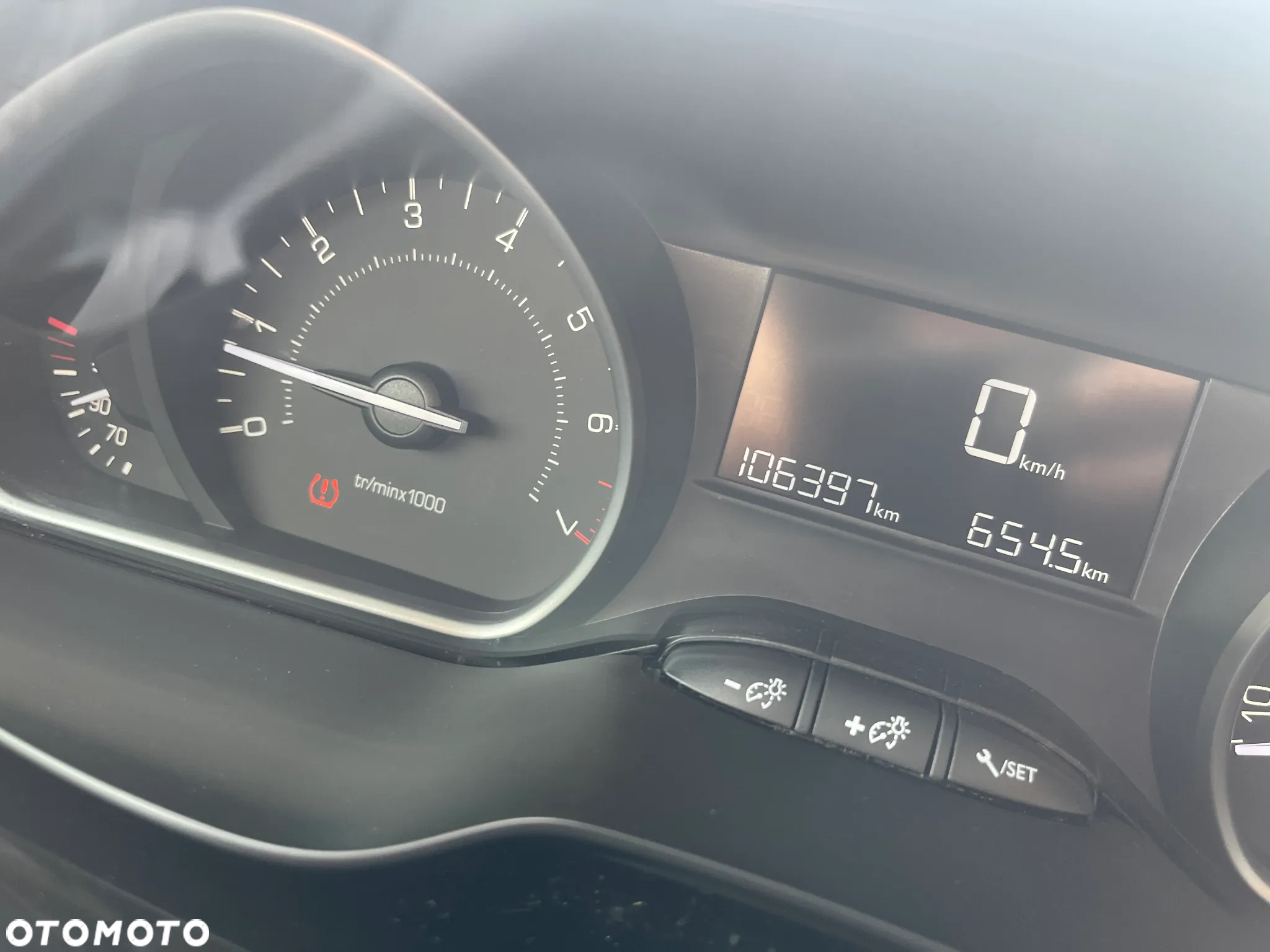 Peugeot 2008 1.2 Pure Tech Style - 21