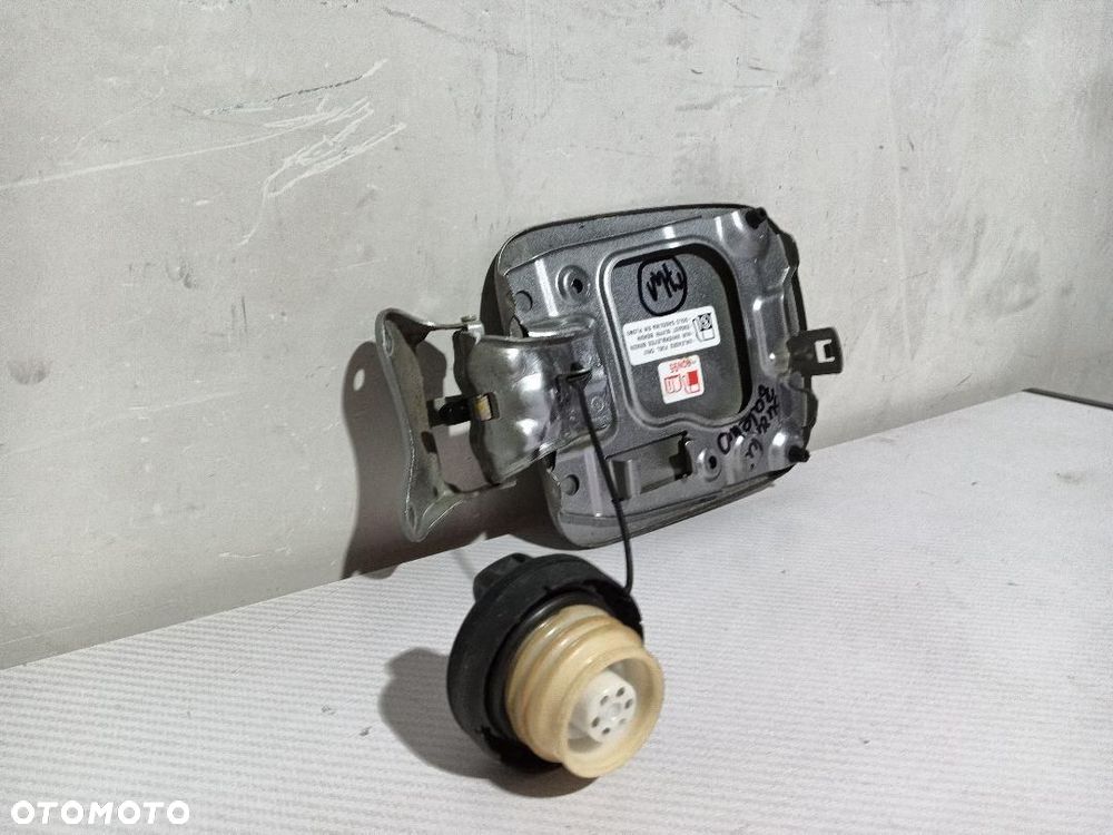 KLAPKA WLEWU  SUZUKI BALENO II KLAPKA WLEWU SUZUKI BALENO II - 4
