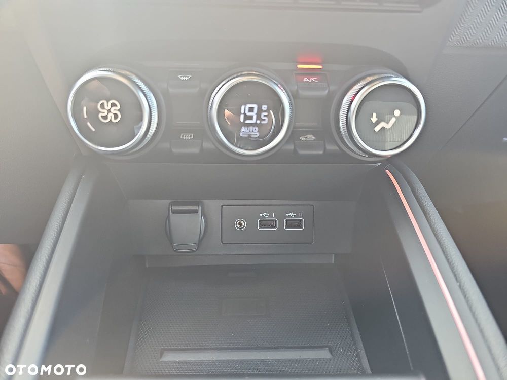 Renault Clio - 19