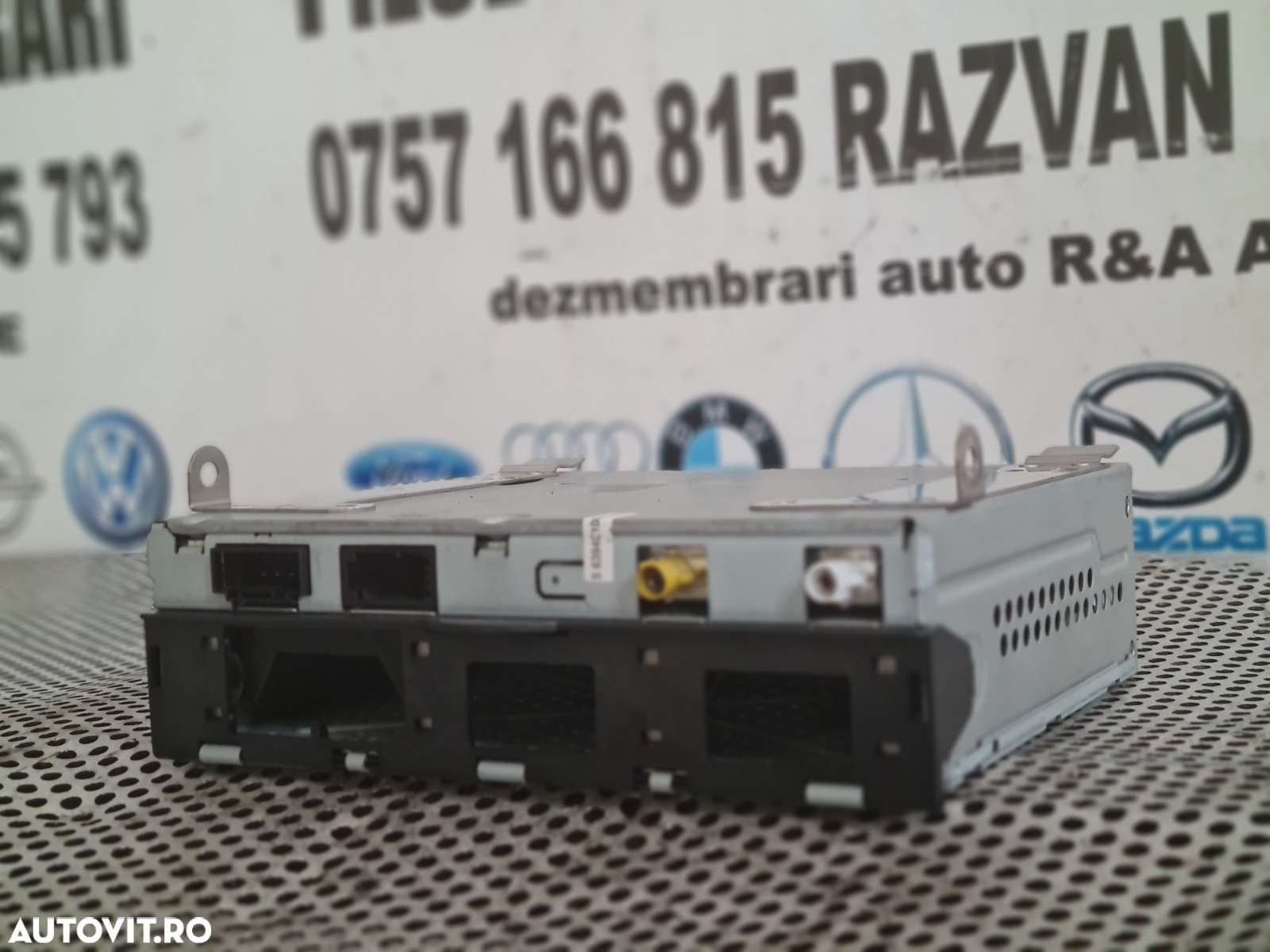 Modul Unitate Radio Box MMI Audi A4 B8 A5 8T A6 C6 Cod 4F0035541L An 2008-2009-2010-2011-2012 - Dezmembrari Arad - 2