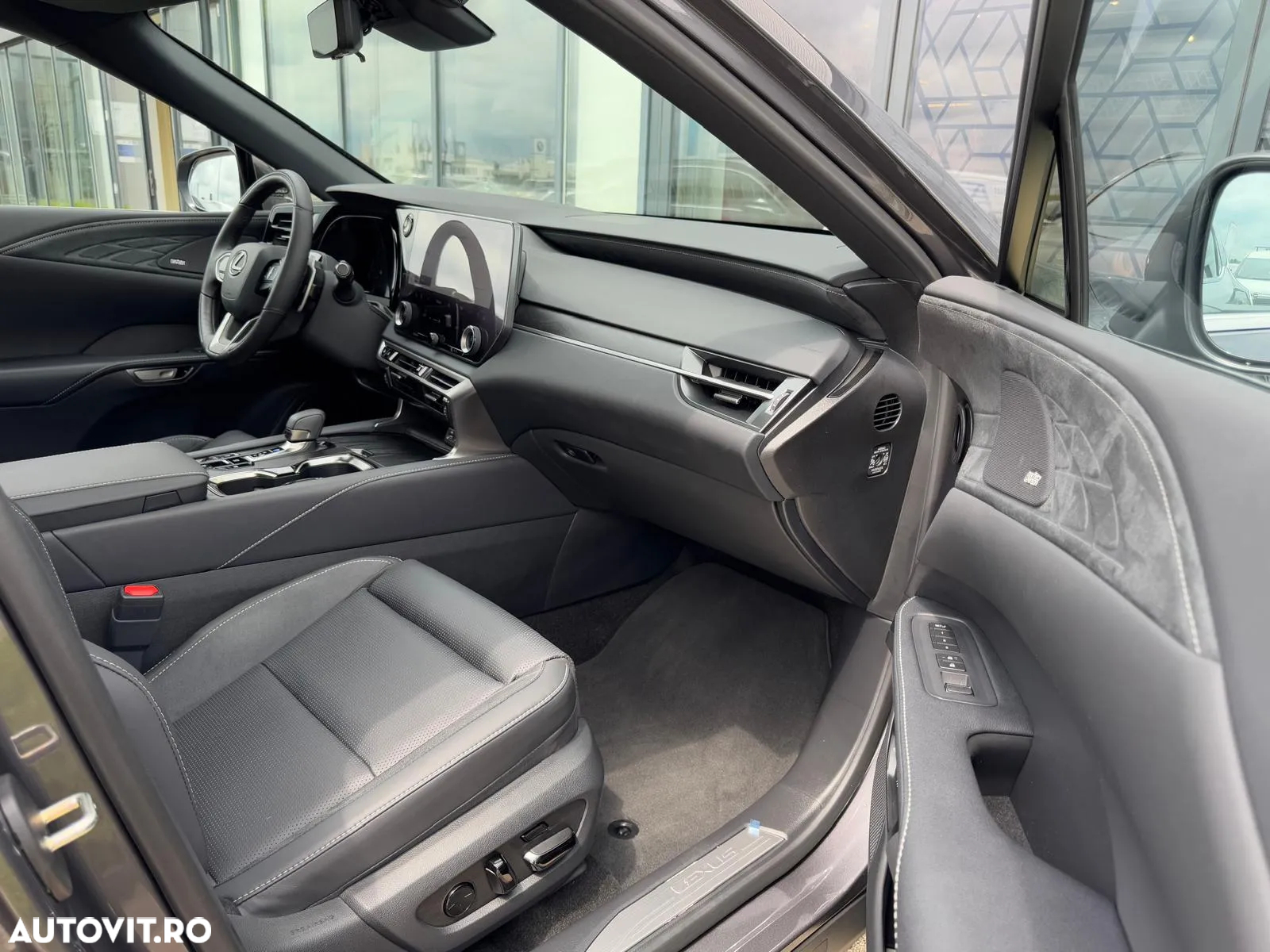 Lexus Seria RX 350h E-Four HEV Luxury Mark Levinson - 21