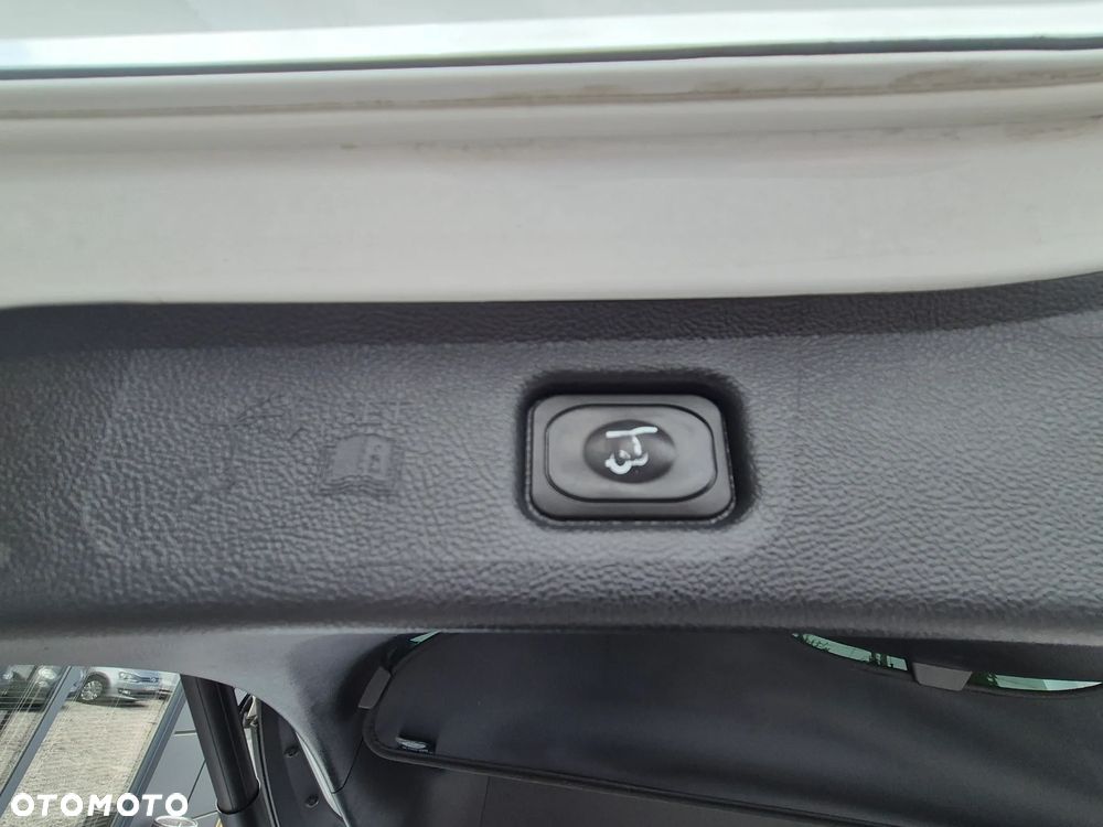 Ford S-Max 2.0 EcoBlue ST-Line - 28