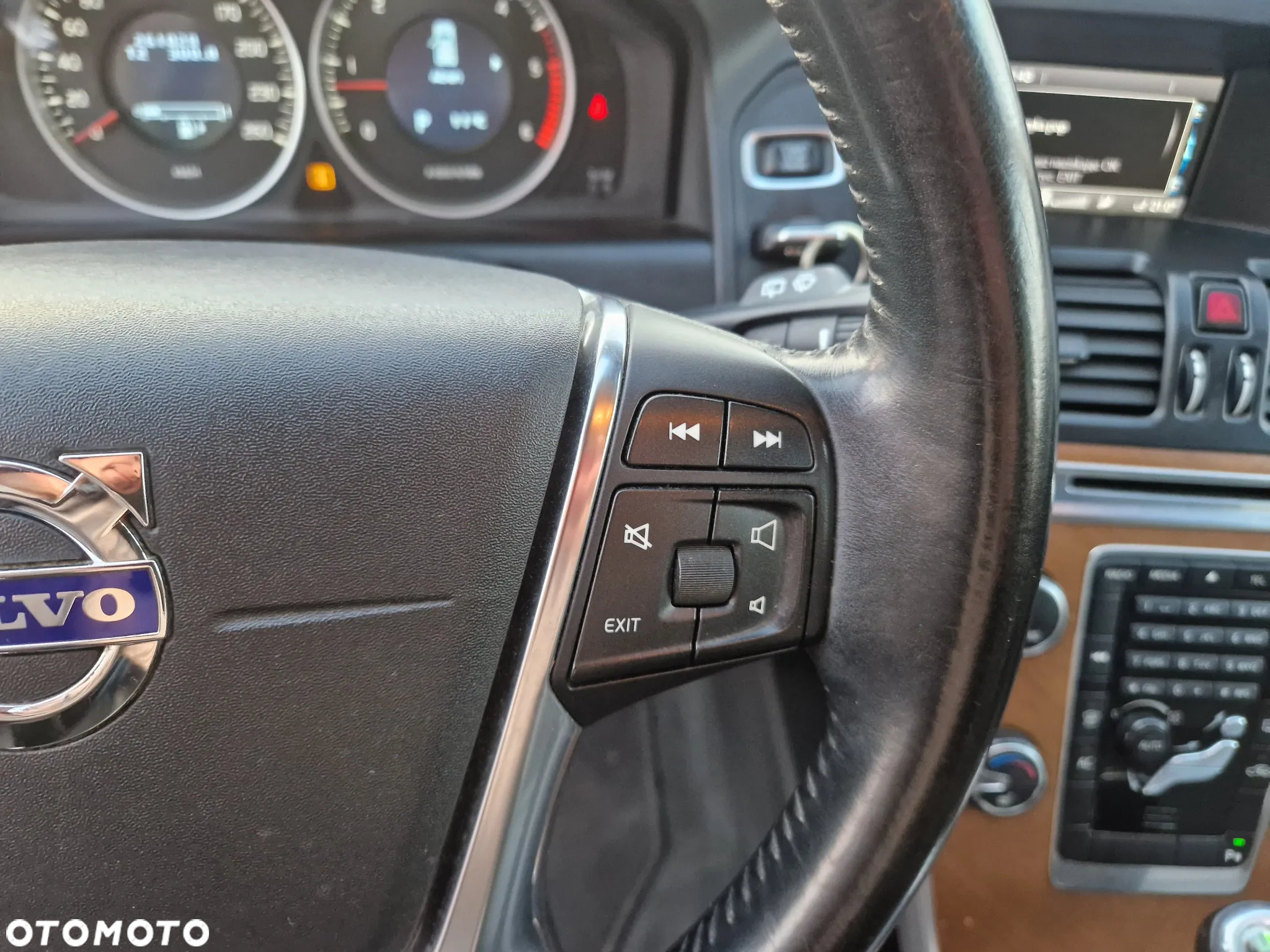 Volvo XC 60 D4 Geartronic Momentum - 18
