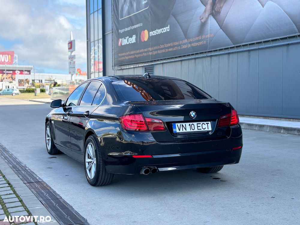BMW Seria 5 525d Sport-Aut. - 14