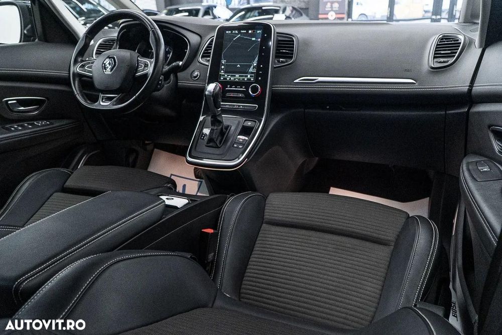 Renault Grand Scenic - 3