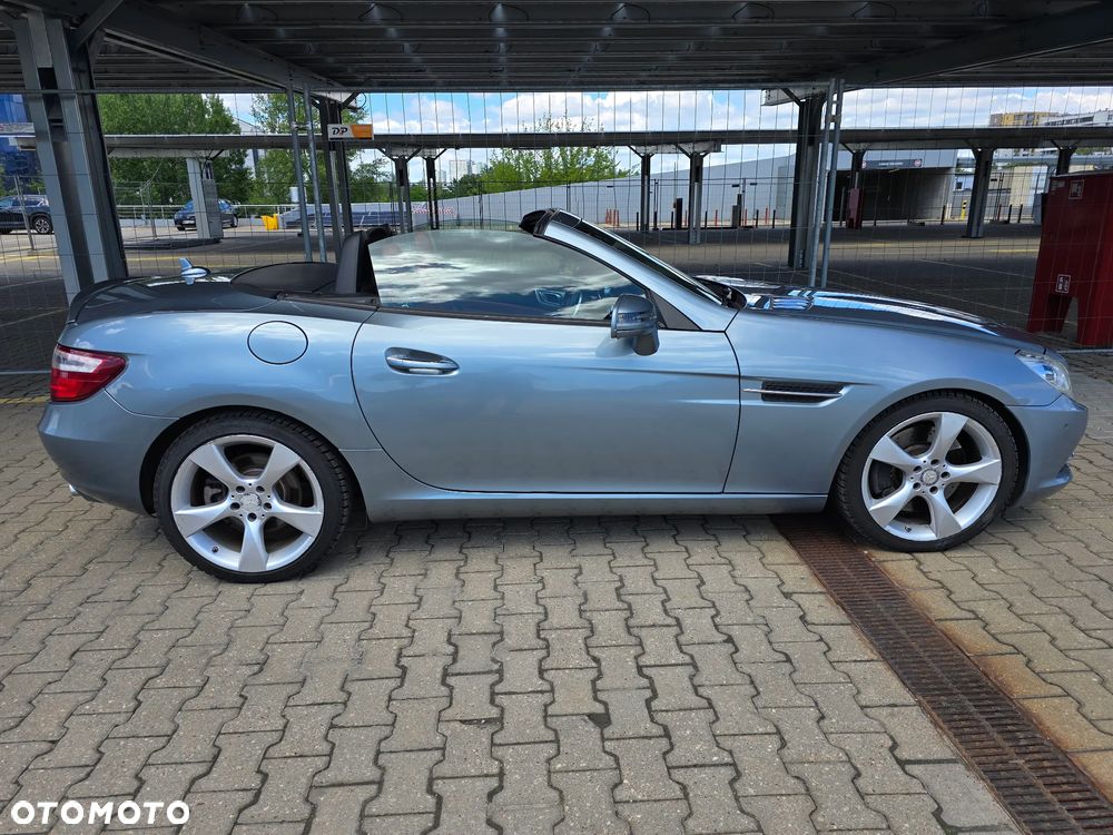 Mercedes-Benz SLK 350 BlueEFFICIENCY 7G-TRONIC Edition 1 - 10