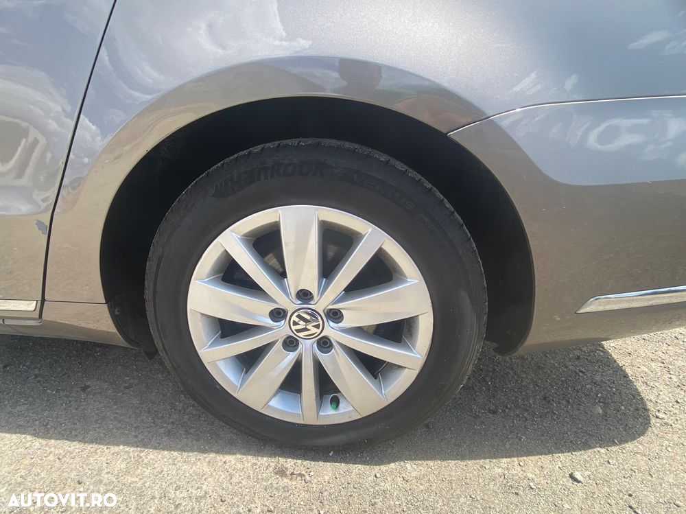 Volkswagen Passat Variant 2.0 TDI BlueMotion Technology Comfortline - 12