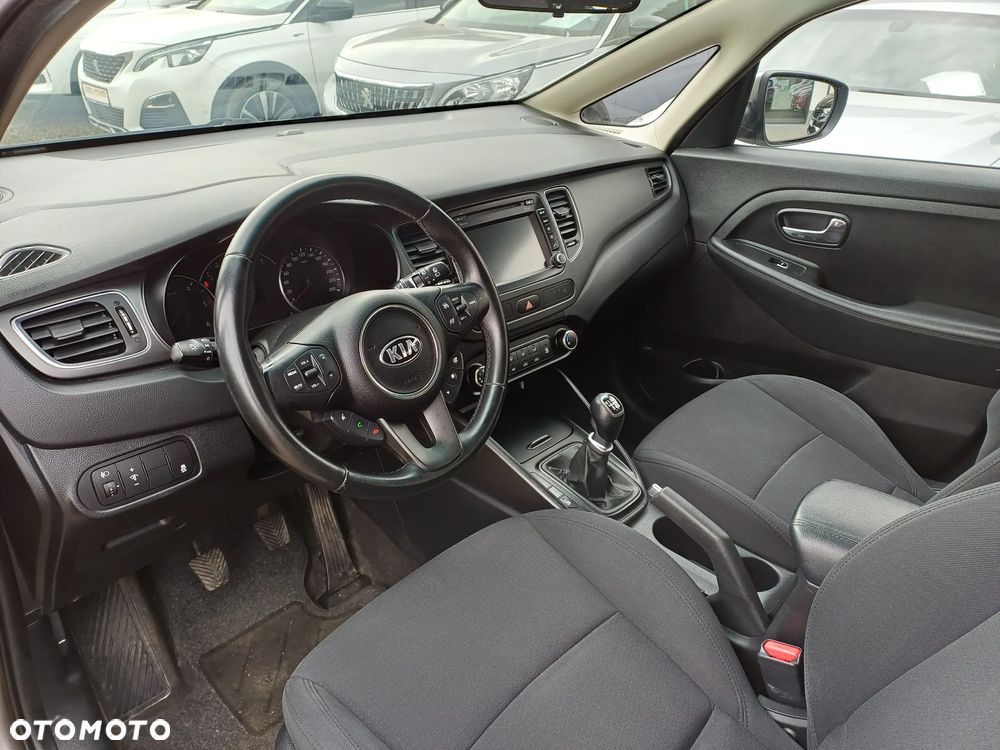 Kia Carens 1.7 CRDi 115 Dream Team Edition - 14