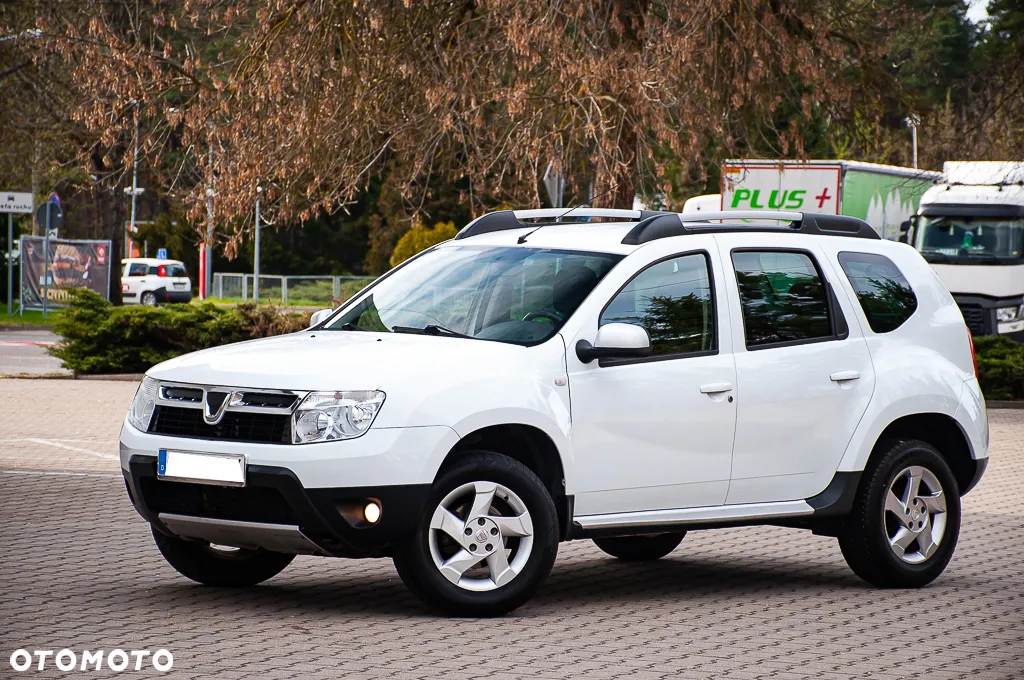 Dacia Duster 1.6 16V 4x2 Laureate - 10