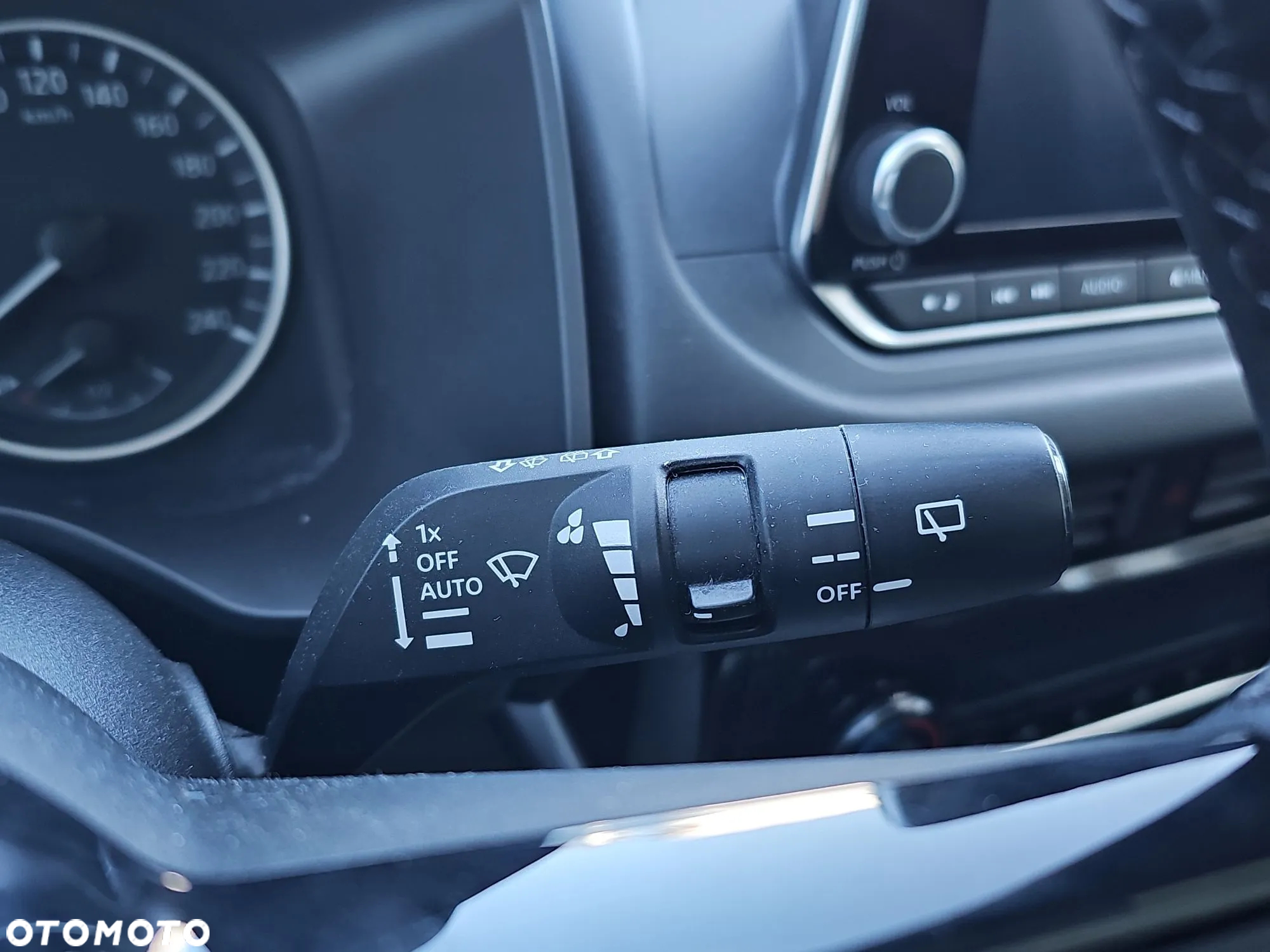Nissan Qashqai 1.3 DIG-T mHEV N-Connecta - 40