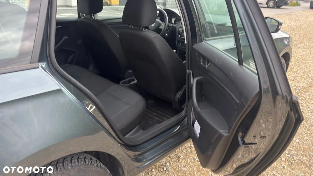 Skoda RAPID 1.0 TSI Clever - 13