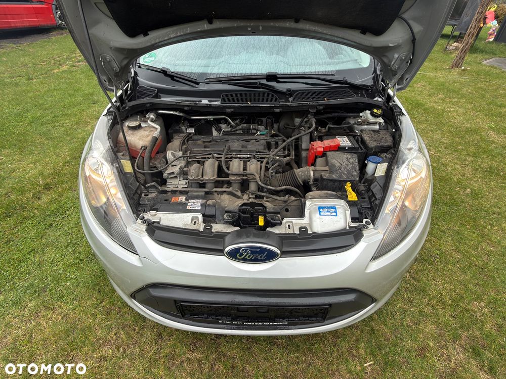 Ford Fiesta 1.25 Champions Edition - 19