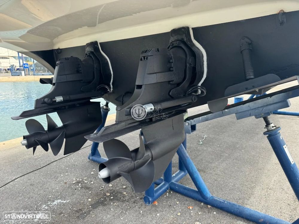 Bayliner 340 SB - 9