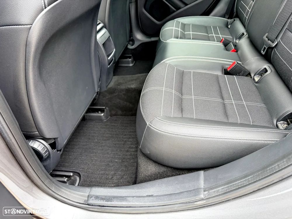 Mercedes-Benz GLA 180 CDI - 32