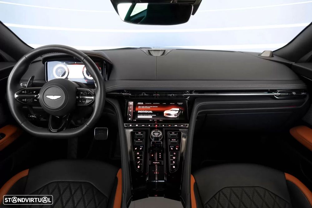 Aston Martin DB12 Coupé - 6