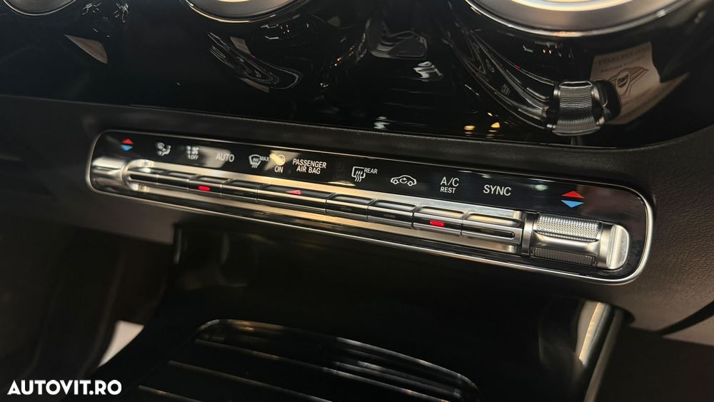 Mercedes-Benz CLA 200 - 28