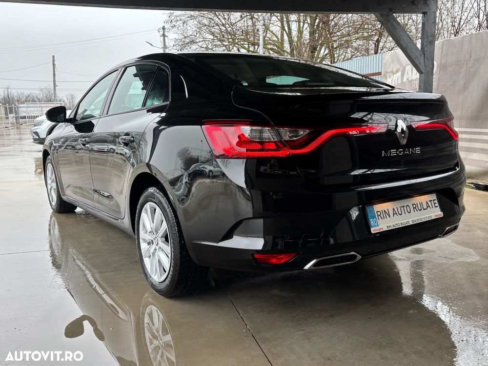 Renault Megane TCe GPF EDC Intens - 8