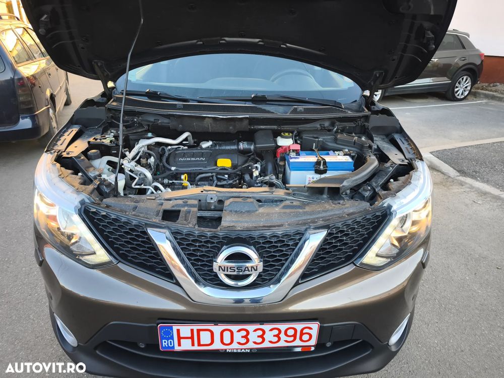 Nissan Qashqai 1.6 DCI Xtronic N-Connecta - 9