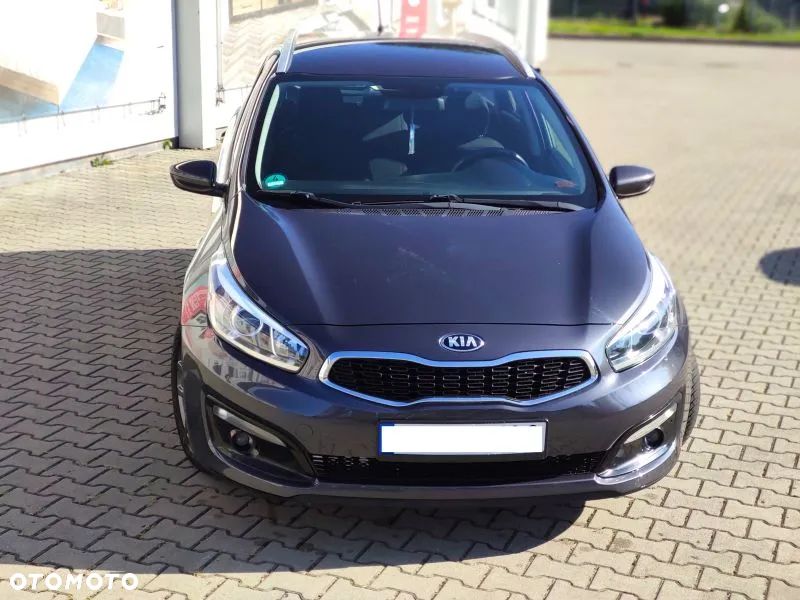 Kia Ceed 1.4 CVVT Dream Team Edition - 2