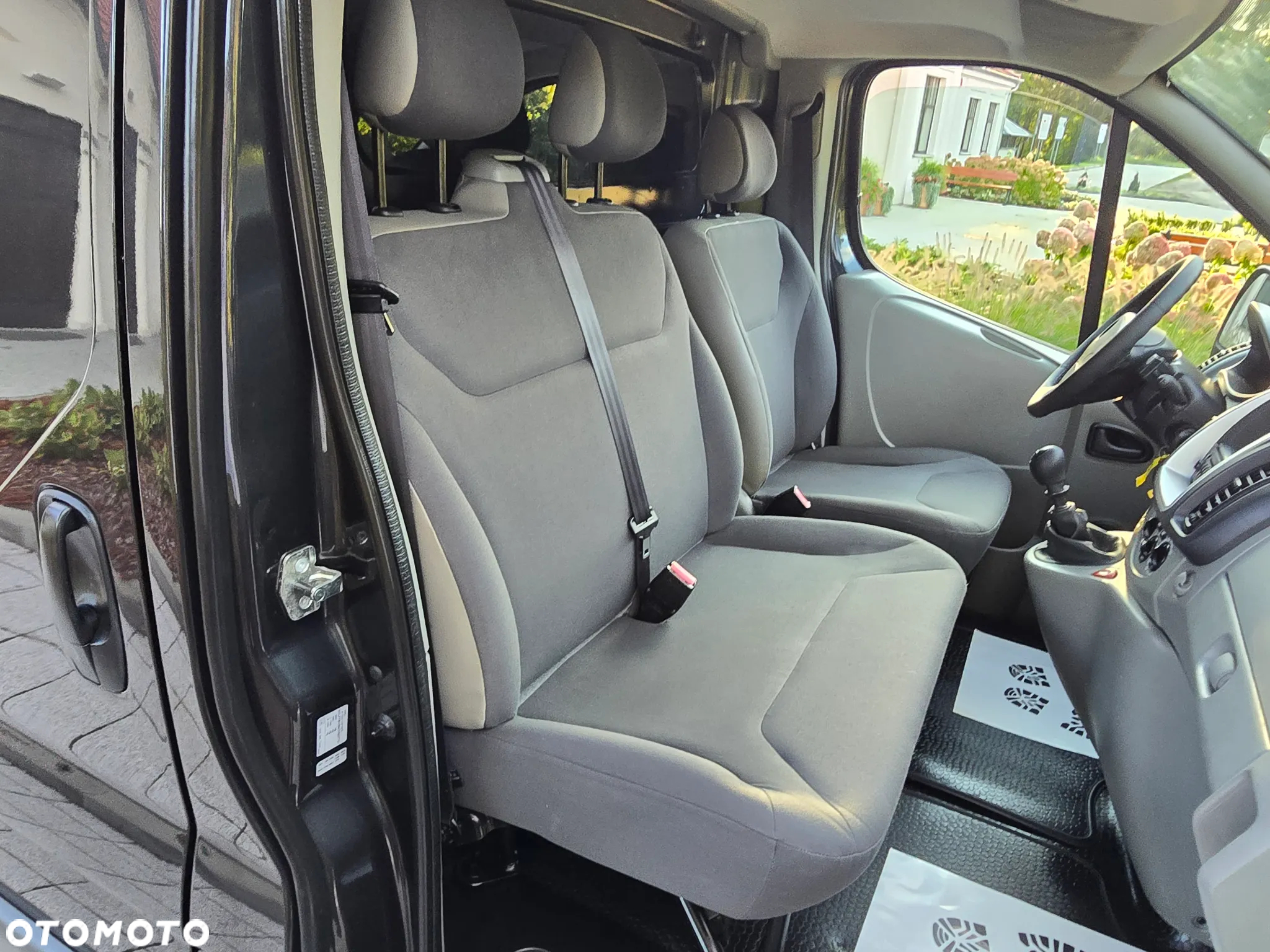 Opel Vivaro - 38