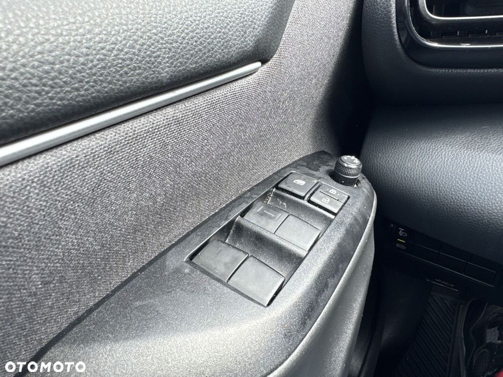 Toyota Yaris - 21