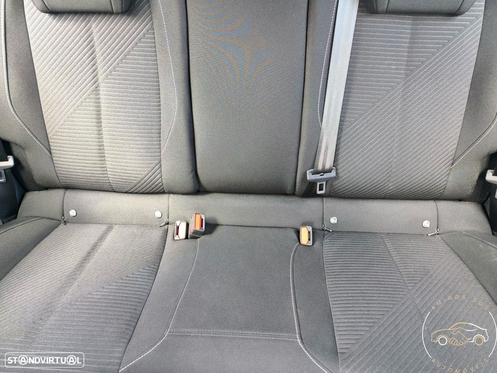 Peugeot 308 1.5 BlueHDi Allure EAT8 - 26