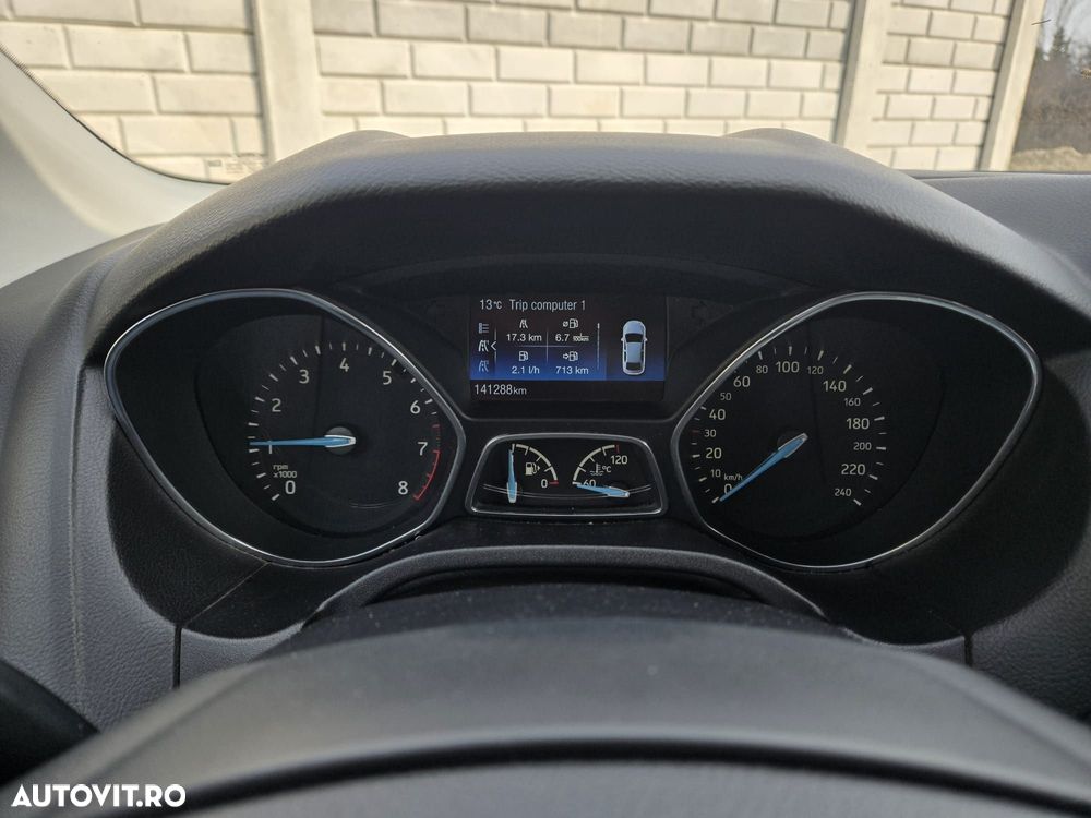 Ford Focus - 13