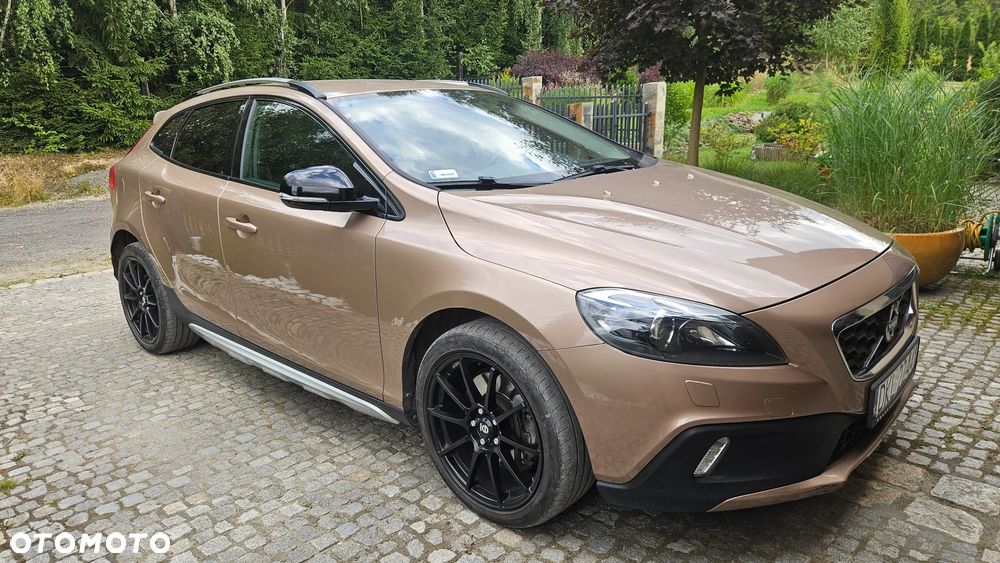 Volvo V40 Cross Country T4 AWD Momentum - 3