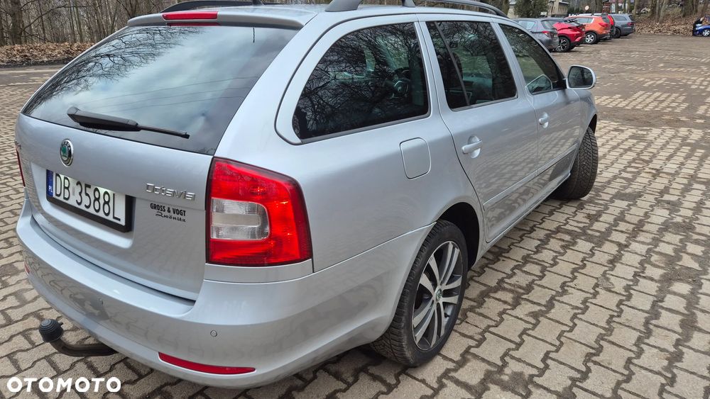 Skoda Octavia 1.6 TDI 4x4 Ambition - 5