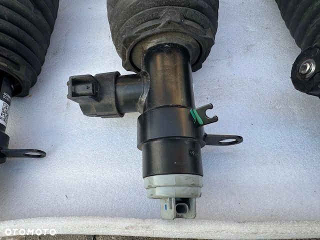 BMW G70 4WD 5A68794 5A3DF22 amortyzator ORYG NOWY GWARANCJA! - 4