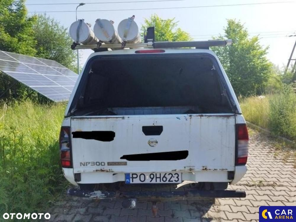 Nissan NP300 - 5