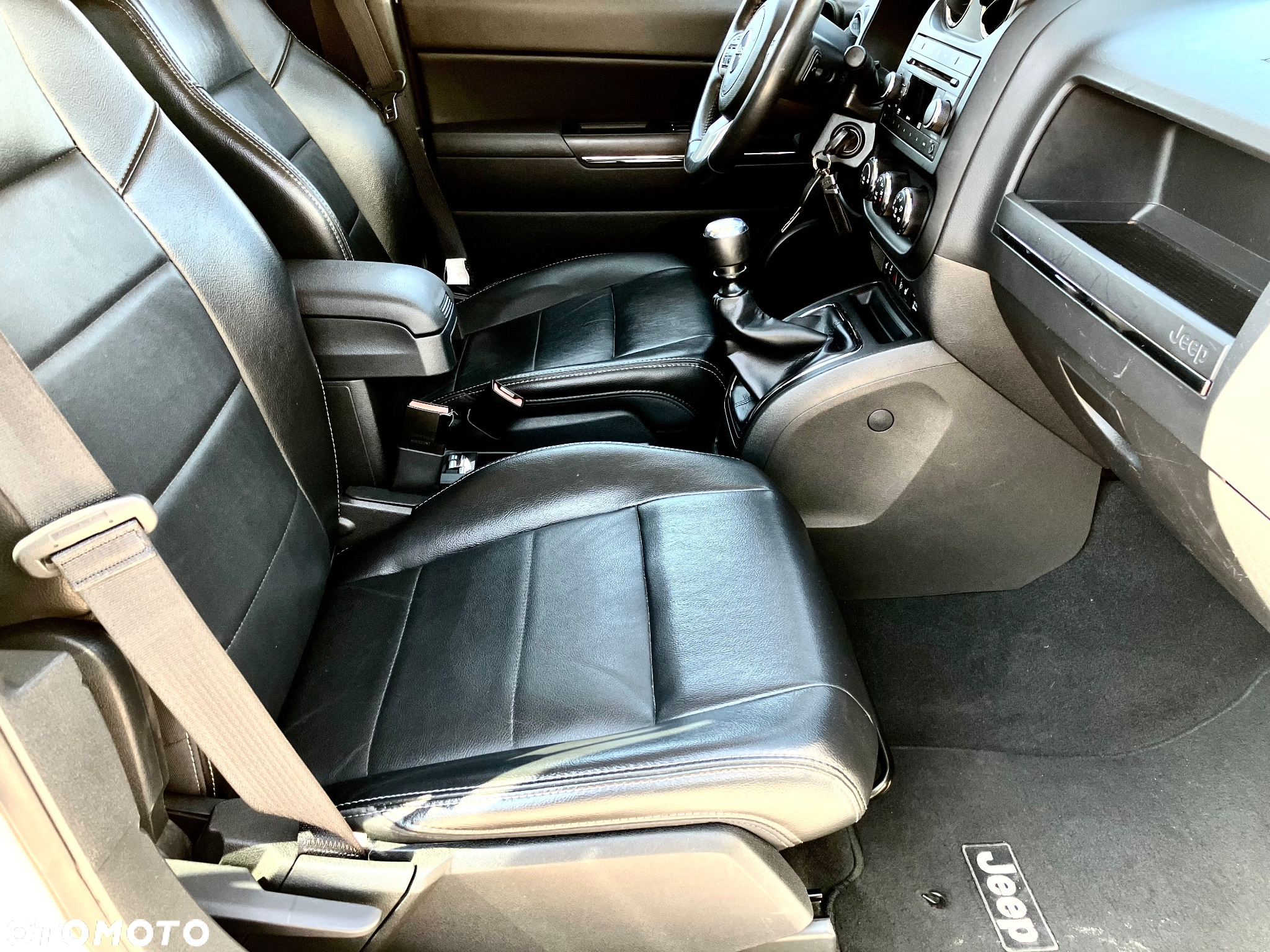 Jeep Compass 2.2 CRD 4x4 Sport - 20