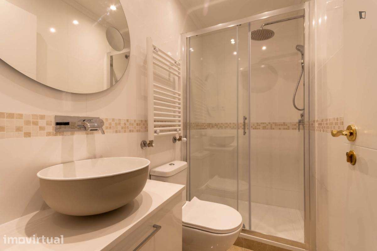 Quarto - localizado em Carcavelos Lisbon - Grande imagem: 2/22