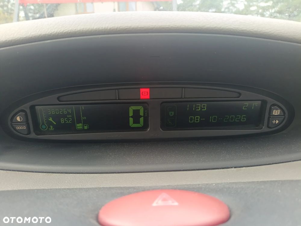 Citroën Xsara Picasso - 11