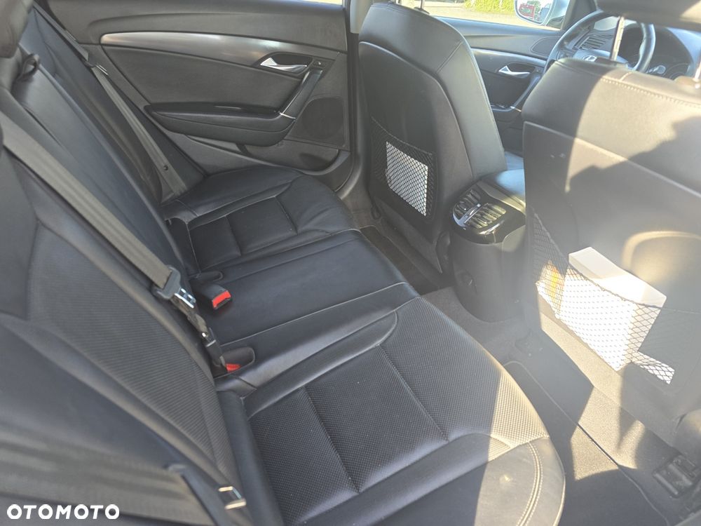 Hyundai i40 Kombi 1.7 CRDi DCT Premium - 16