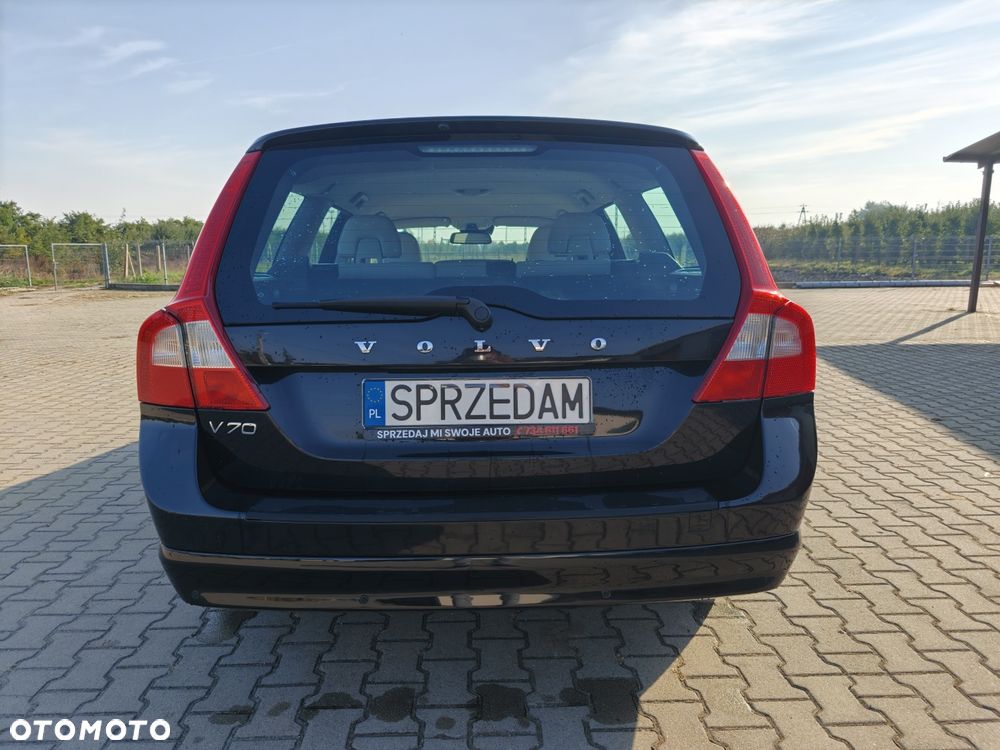 Volvo V70 2012 photo 3
