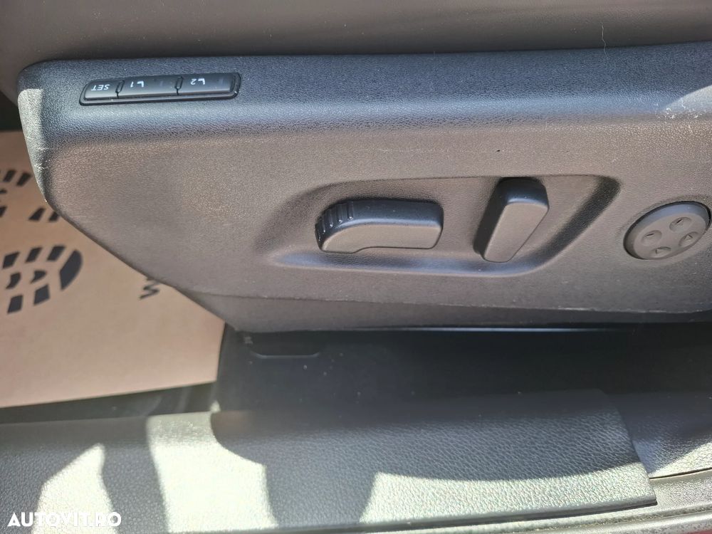 Nissan Qashqai 1.7 dCi TEKNA+ - 28
