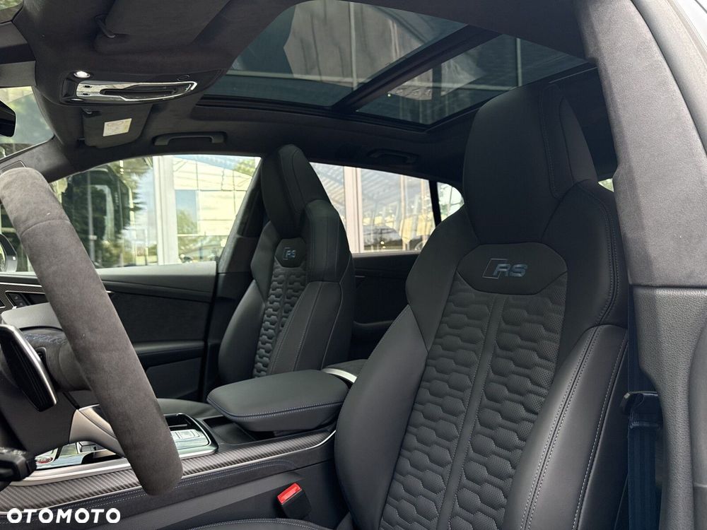 Audi RS Q8 - 12