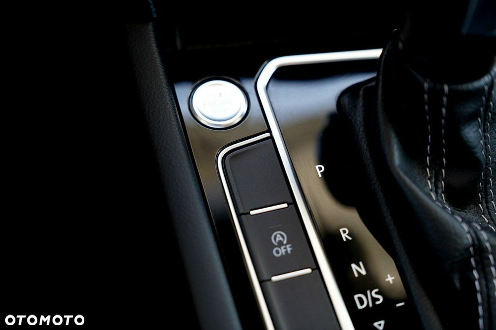 Volkswagen Arteon 2.0 TDI SCR DSG R-Line Edition - 25