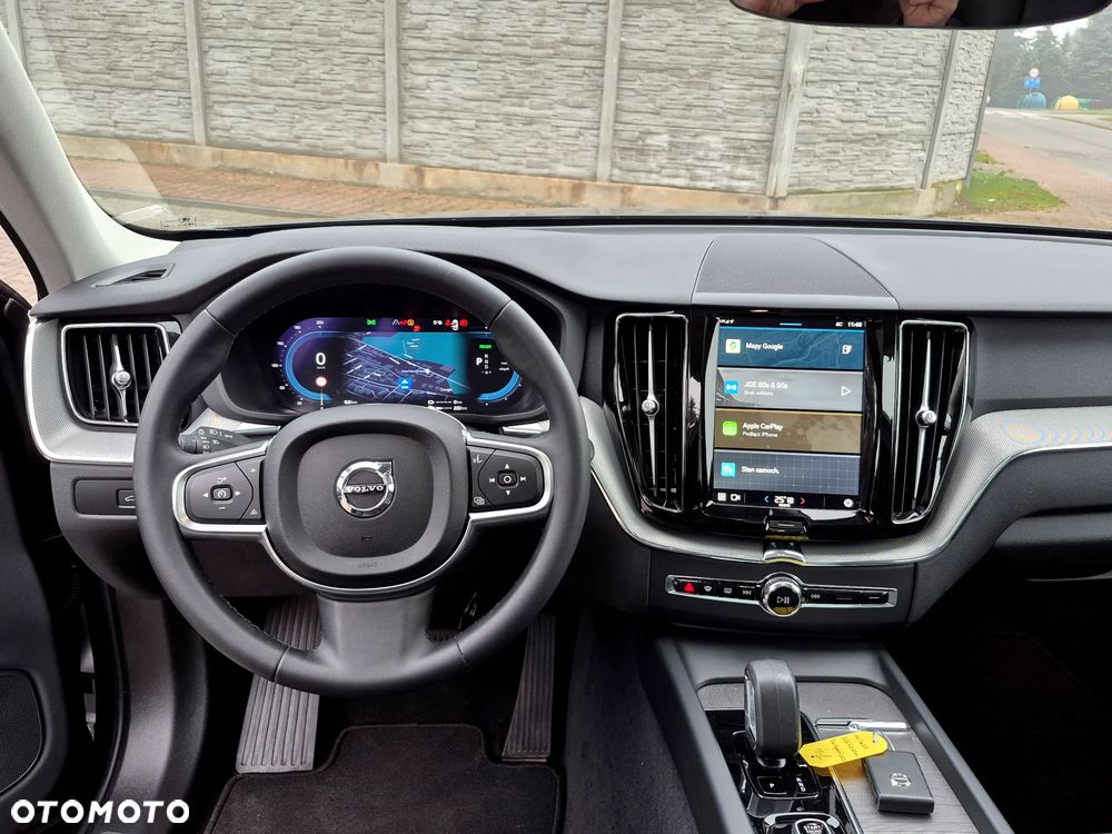 Volvo XC 60 T6 Plug-In Hybrid AWD Inscription - 17