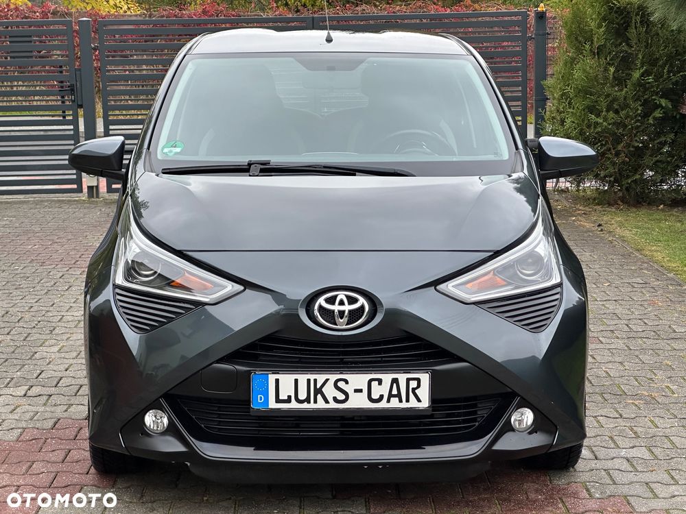 Toyota Aygo x-clusiv - 8