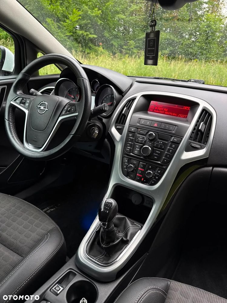 Opel Astra 1.4 Turbo Edition - 29