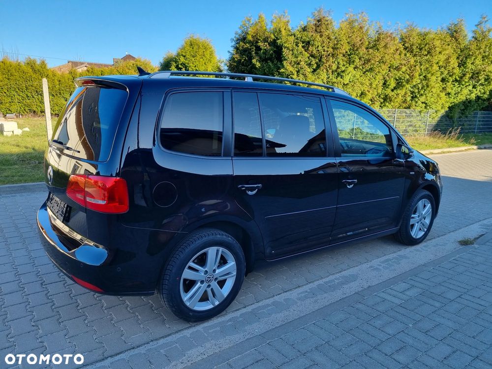 Volkswagen Touran 2.0 TDI DPF BlueMotion Technology MATCH - 3