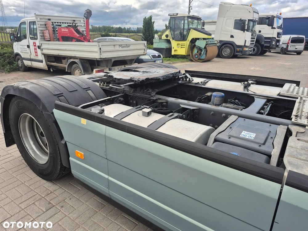 Volvo - 3