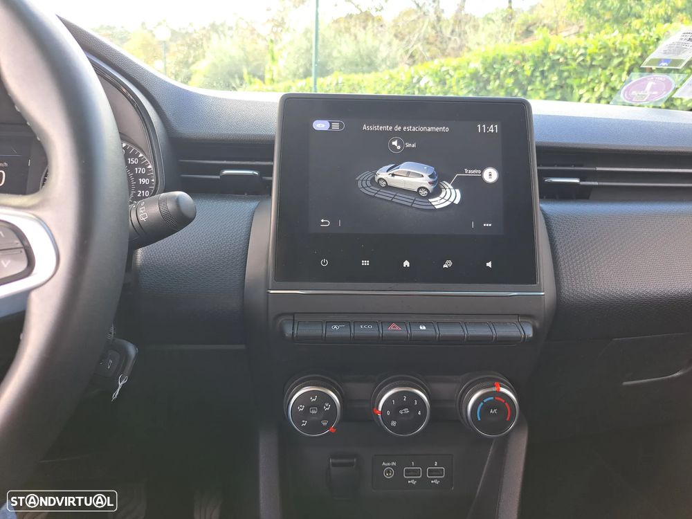 Renault Clio 1.0 TCe Zen Bi-Fuel - 31