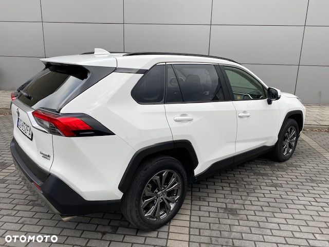 Toyota RAV4 - 9