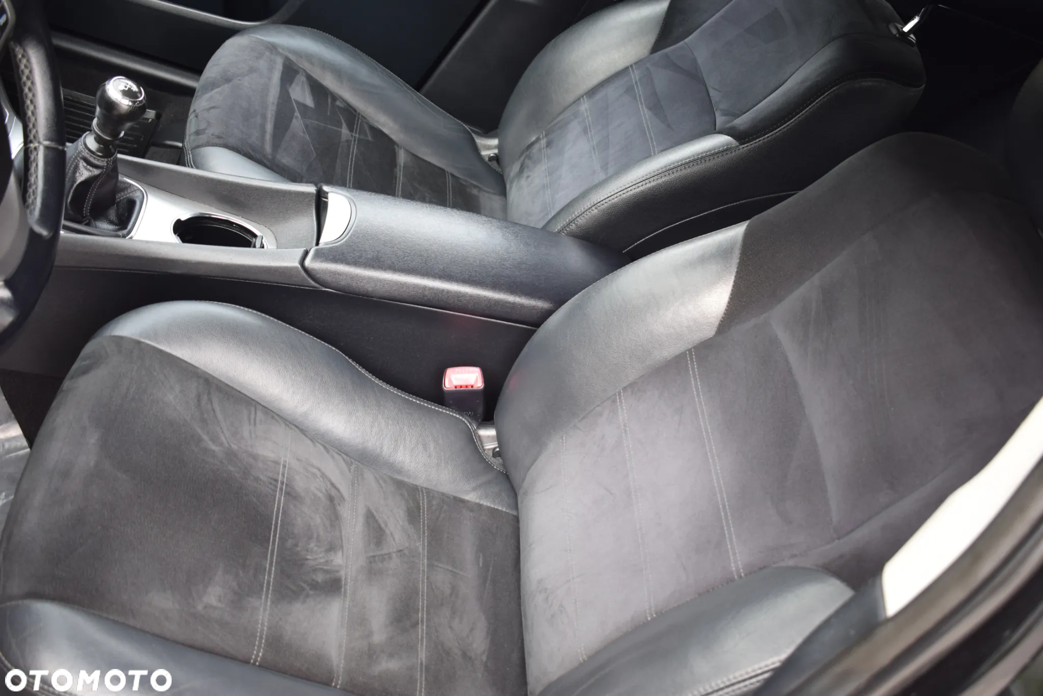 Toyota Avensis 1.8 Business Edition - 5