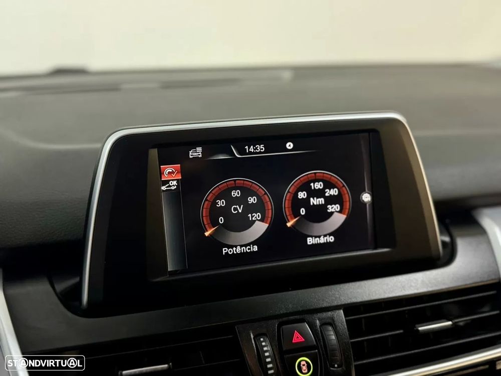 BMW 216 Active Tourer d Line Sport - 40